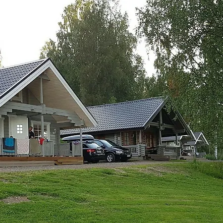 Mansikkaharju Camp Кемпинг Леппявирта
