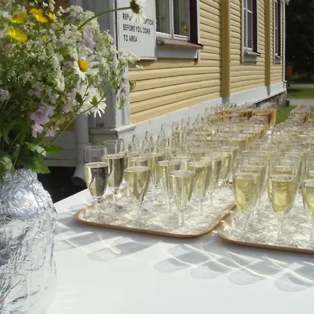 Кемпинг Mansikkaharju Camp