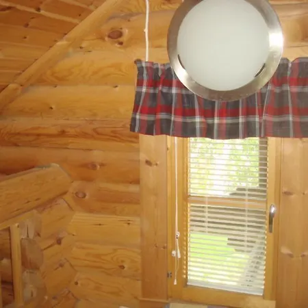 Mansikkaharju Camp Леппявирта