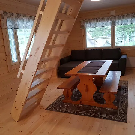 Mansikkaharju Camp 2*