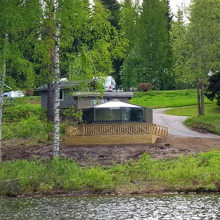 Mansikkaharju Camp 2*