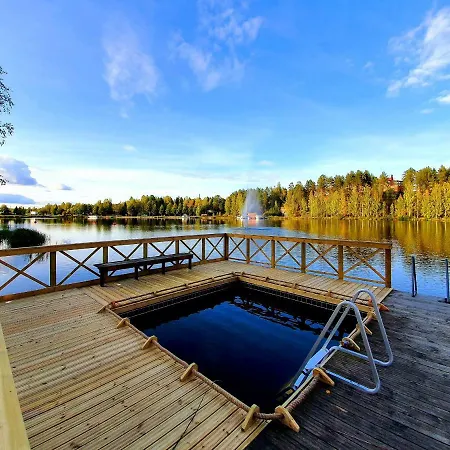 Mansikkaharju Camp 2*