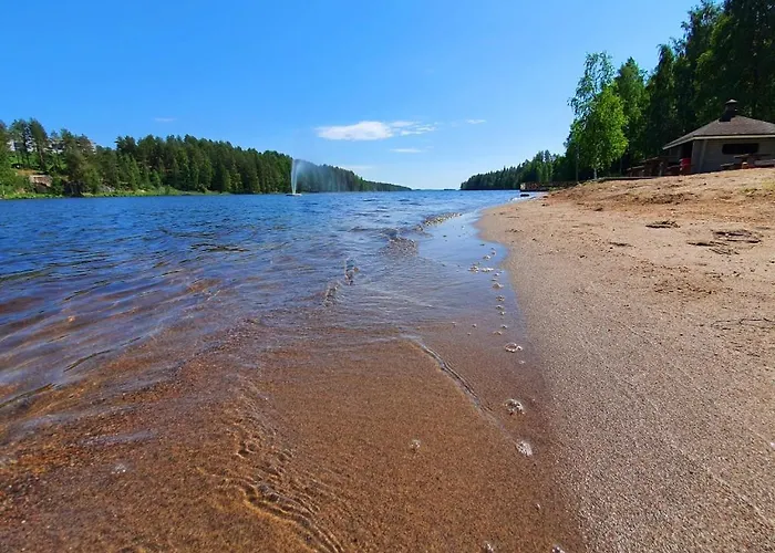 Mansikkaharju Holiday Camp مكان تخييم Leppävirta