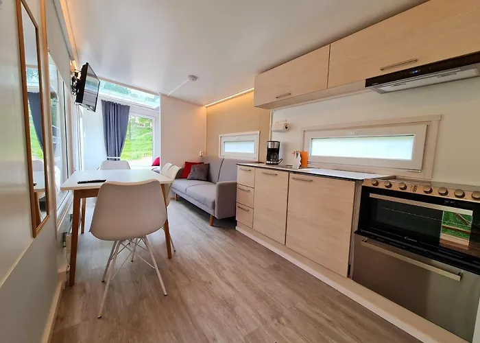 Mansikkaharju Holiday Camp مكان تخييم Leppävirta