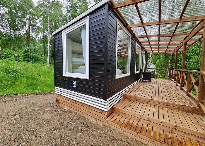 Mansikkaharju Camp 2*