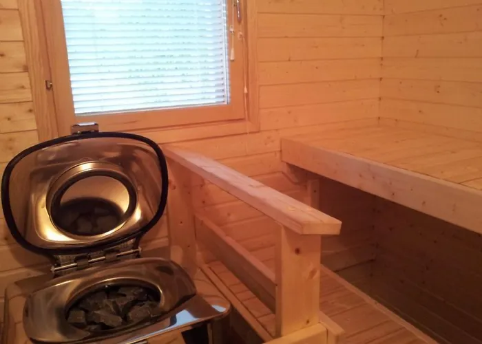 Mansikkaharju Holiday Camp مكان تخييم Leppävirta