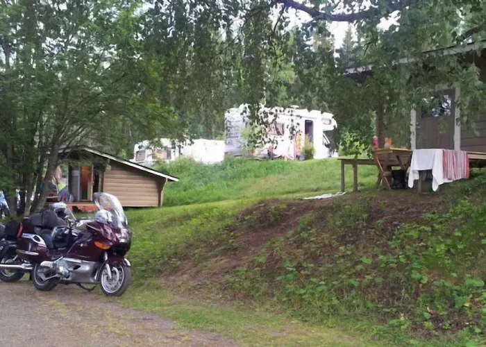 Mansikkaharju Camp Кемпинг