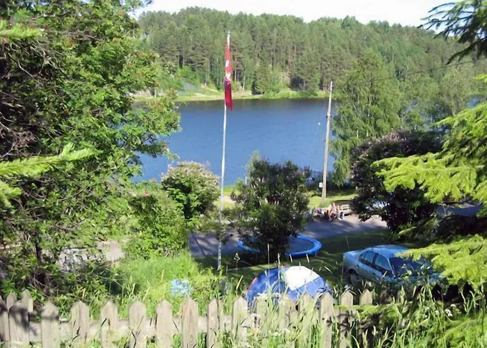 Mansikkaharju Holiday Camp 2*